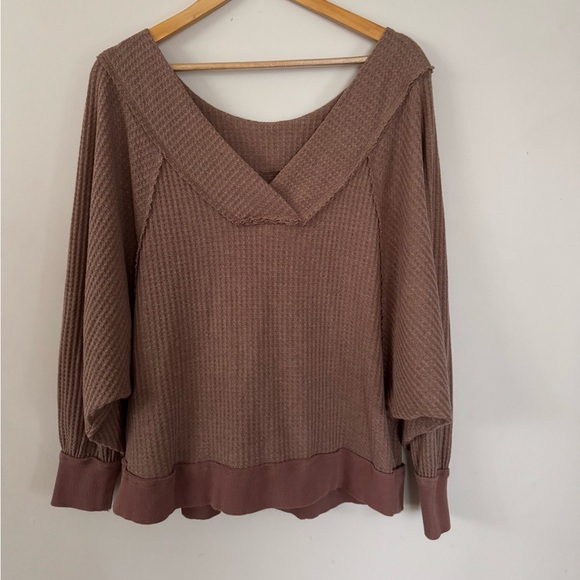 Llove • (M - XL) brown waffle open back oversized pocket long sleeve top - Picture 4 of 6
